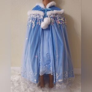 "Glamorous Girls Cape "